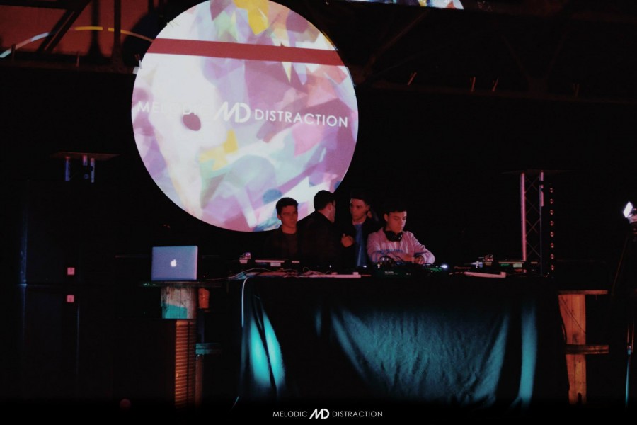 Melodic Distraction with Andy Hart