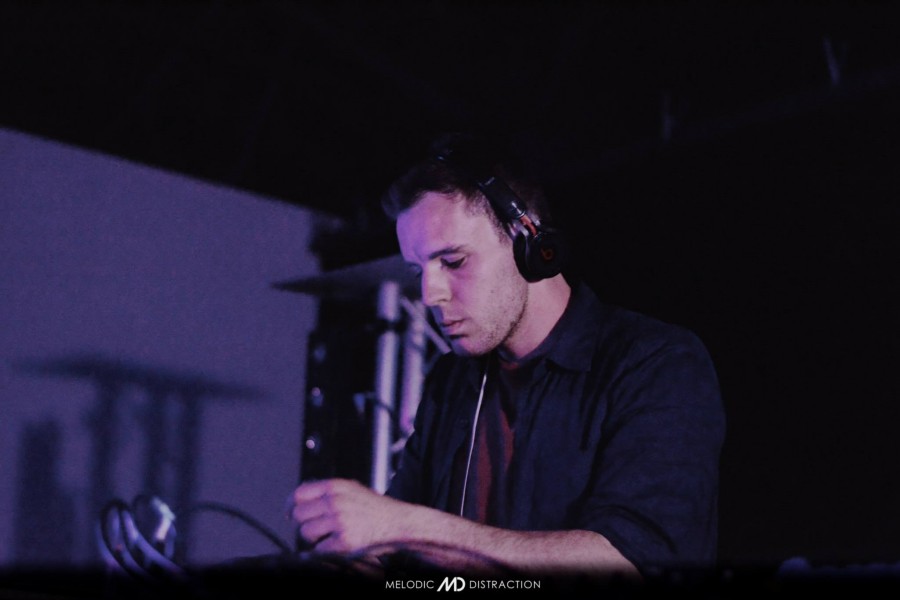 Melodic Distraction with Andy Hart