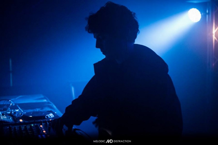 Melodic Distraction w/ Art of Tones