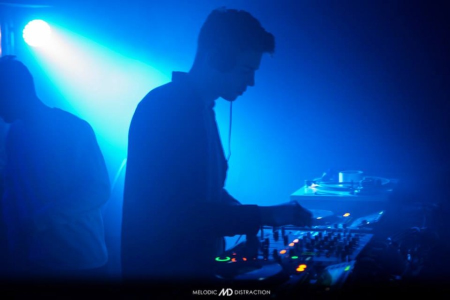 Melodic Distraction w/ Art of Tones