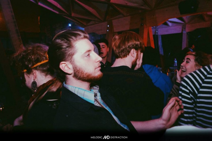 Melodic Distraction w/ Art of Tones