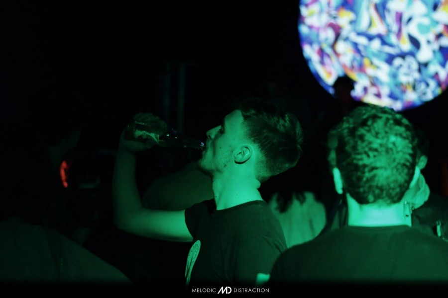 Melodic Distraction with Andy Hart