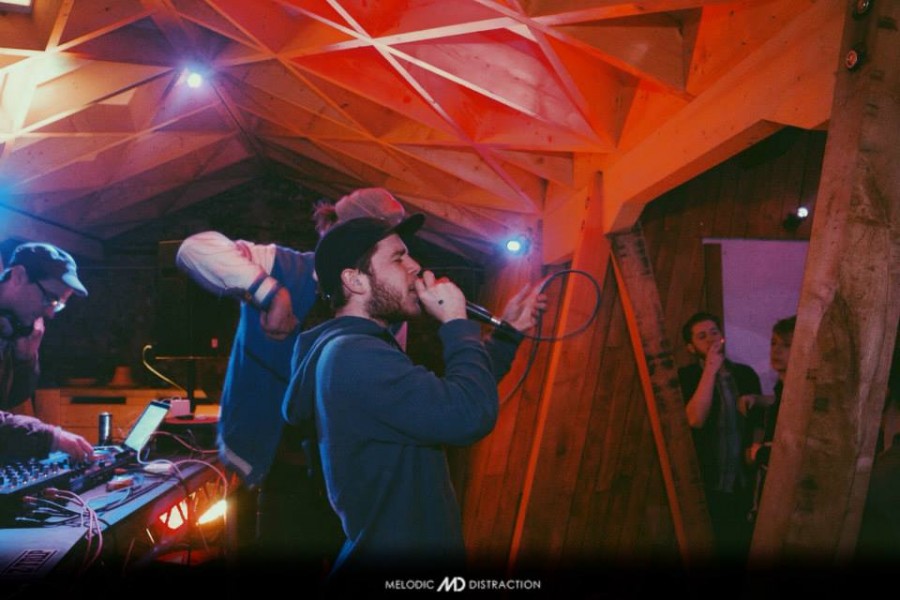 Melodic Distraction w/ Art of Tones