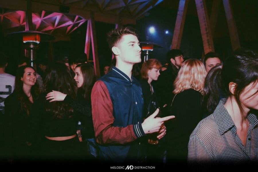 Melodic Distraction w/ Art of Tones