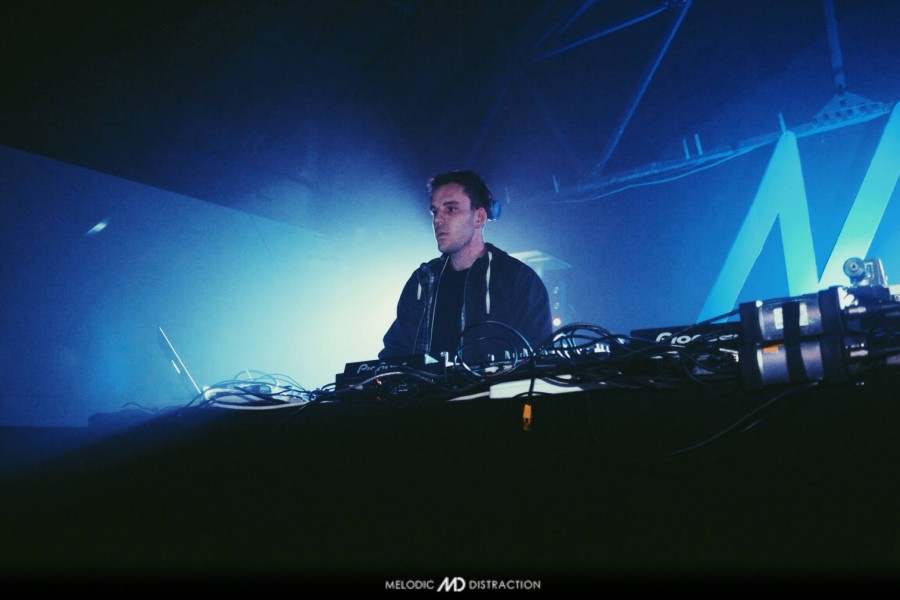 Melodic Distraction w/ Art of Tones