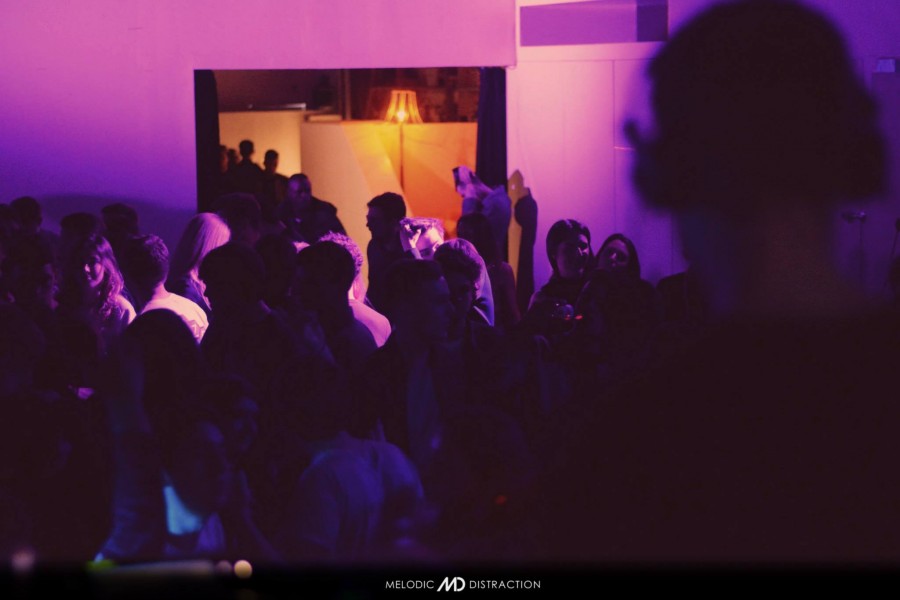 Melodic Distraction with Andy Hart