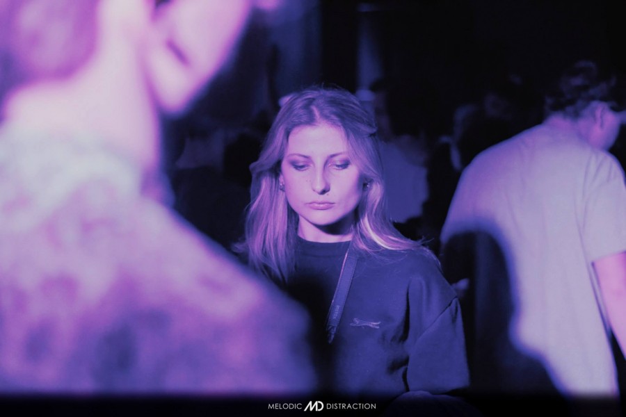 Melodic Distraction with Andy Hart