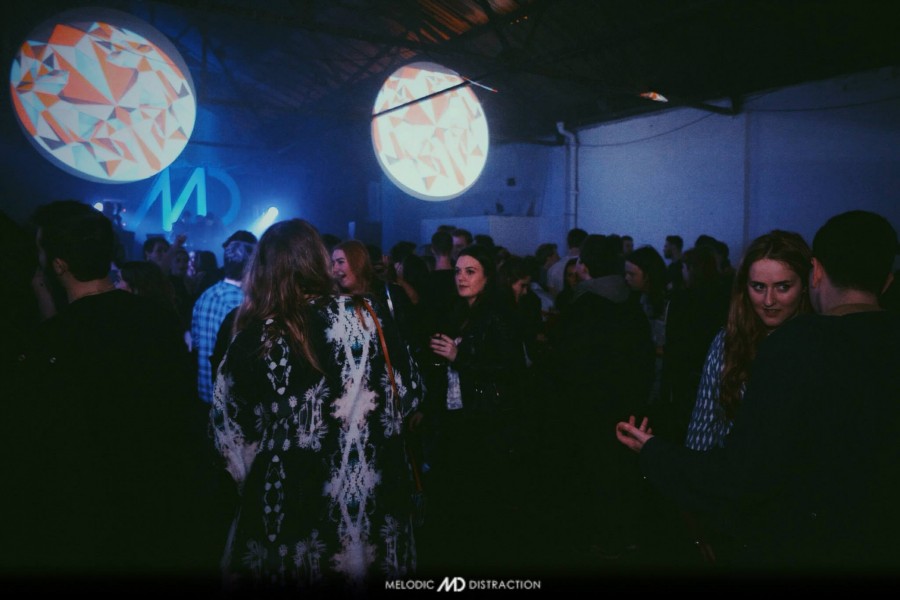 Melodic Distraction w/ Art of Tones