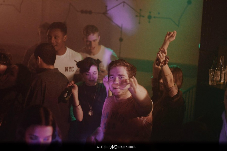 Melodic Distraction with Andy Hart