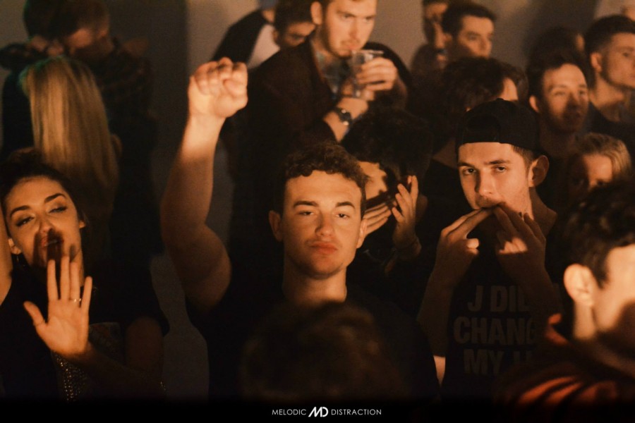 Melodic Distraction with Andy Hart