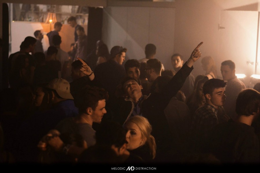 Melodic Distraction with Andy Hart